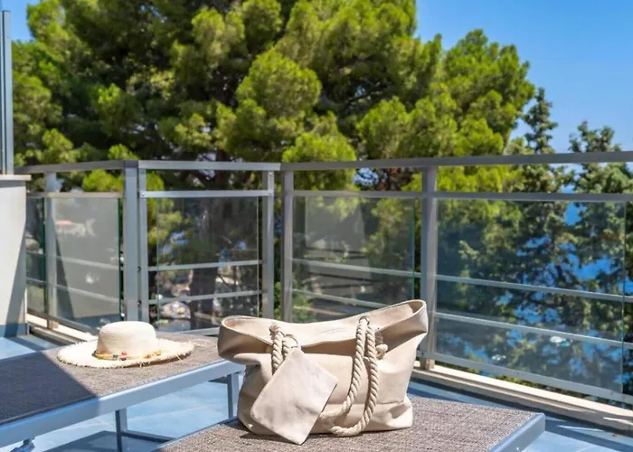 Baia Amuri 公寓 陶尔米纳